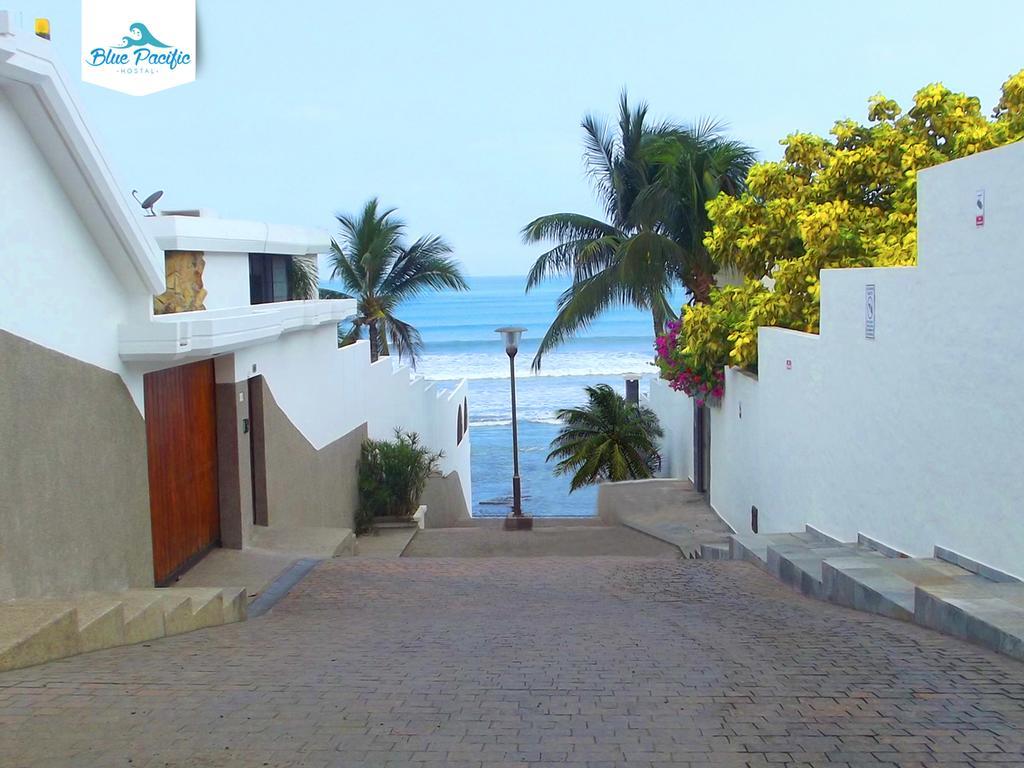 Hostal Blue Pacific Manta Bagian luar foto