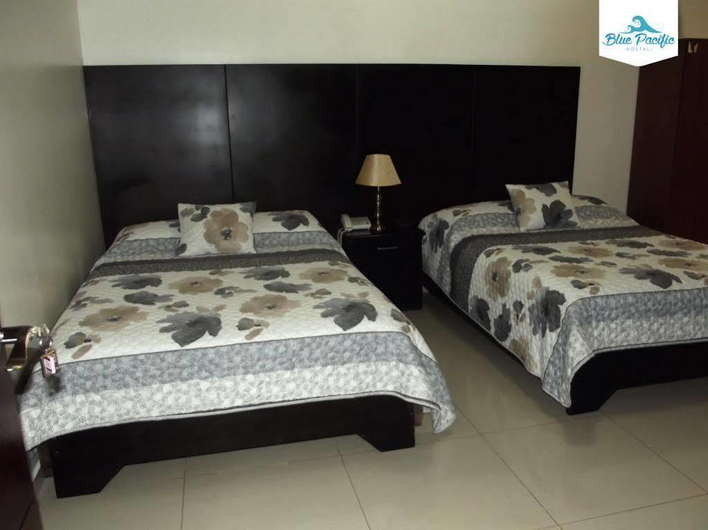 Hostal Blue Pacific Manta Bagian luar foto