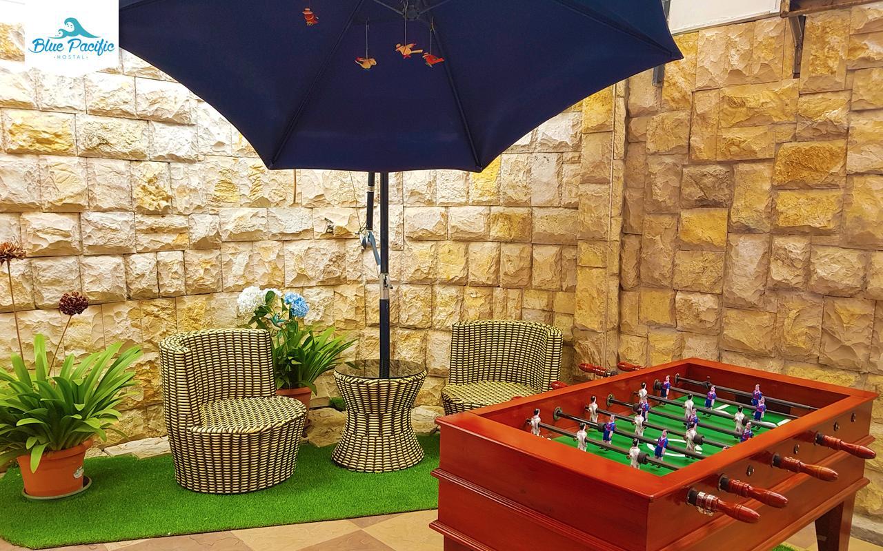 Hostal Blue Pacific Manta Bagian luar foto