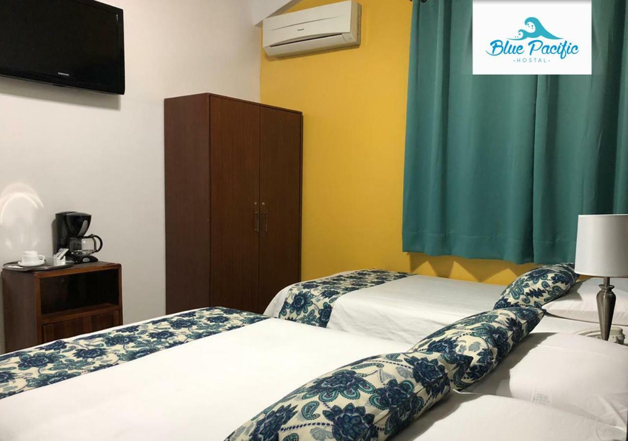Hostal Blue Pacific Manta Bagian luar foto