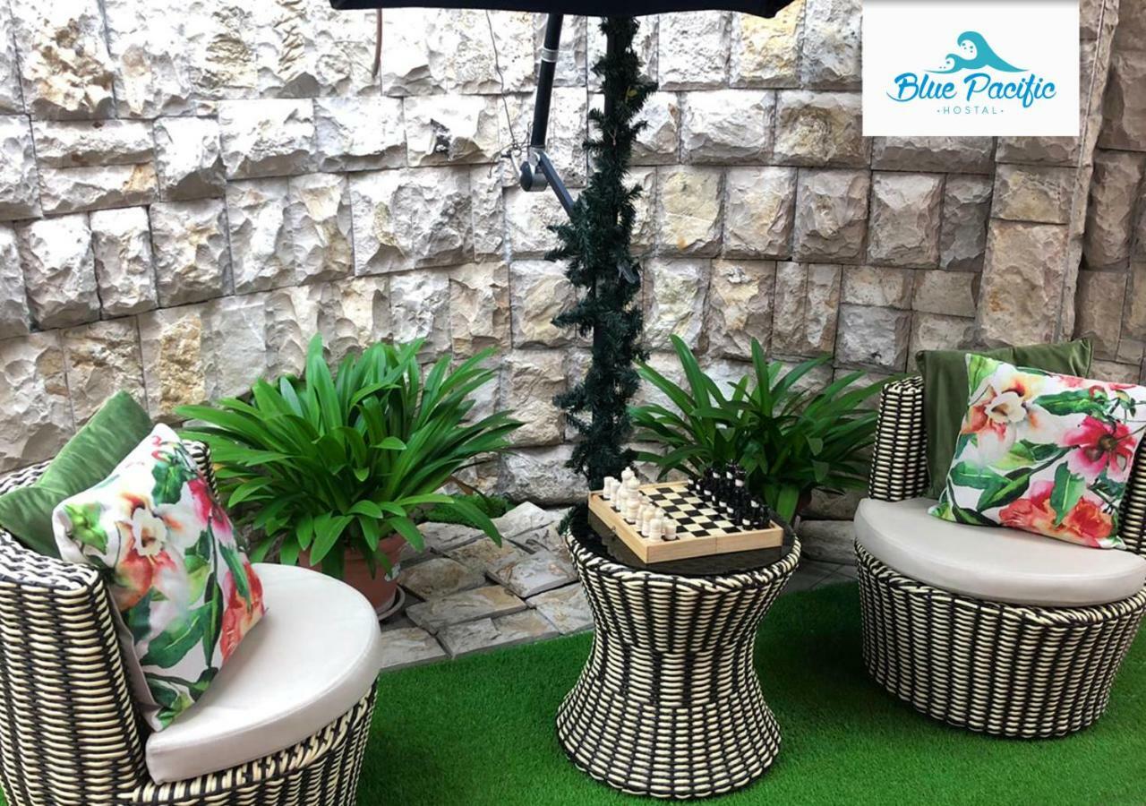 Hostal Blue Pacific Manta Bagian luar foto